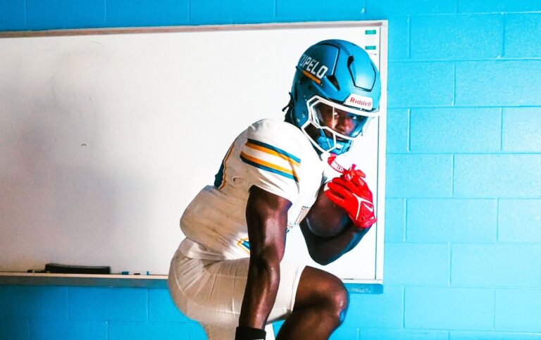 Tupelo RB Kylan Bobo sets visits