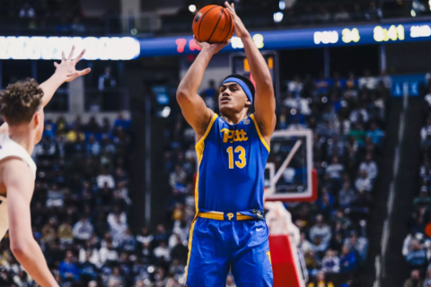 Rebels put pen to paper on Pittsburgh transfer Roman Siulepa