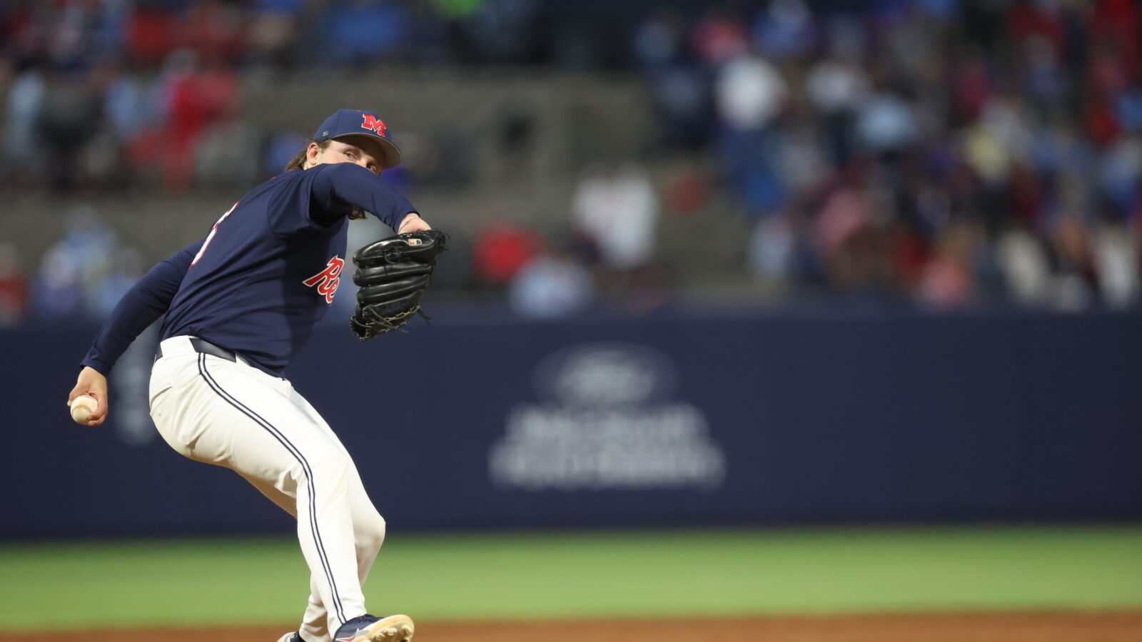 Rebels take Game 1 behind Elliott effort